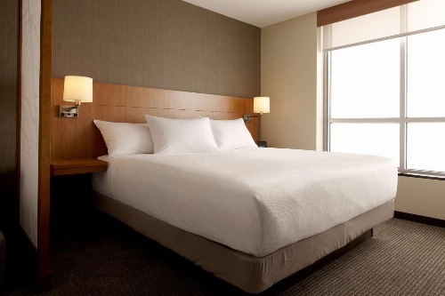 Hyatt Place Fort Lauderdale Cruise Port image 3