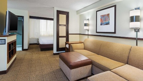 Hyatt Place Fort Lauderdale Cruise Port image 9